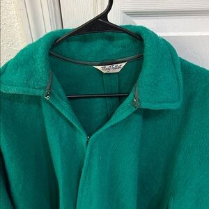 Women's Green Vintage cape